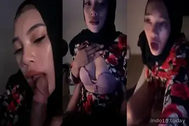 Pacarku yang imut suka ngisep kontol dengan gaya super nakal